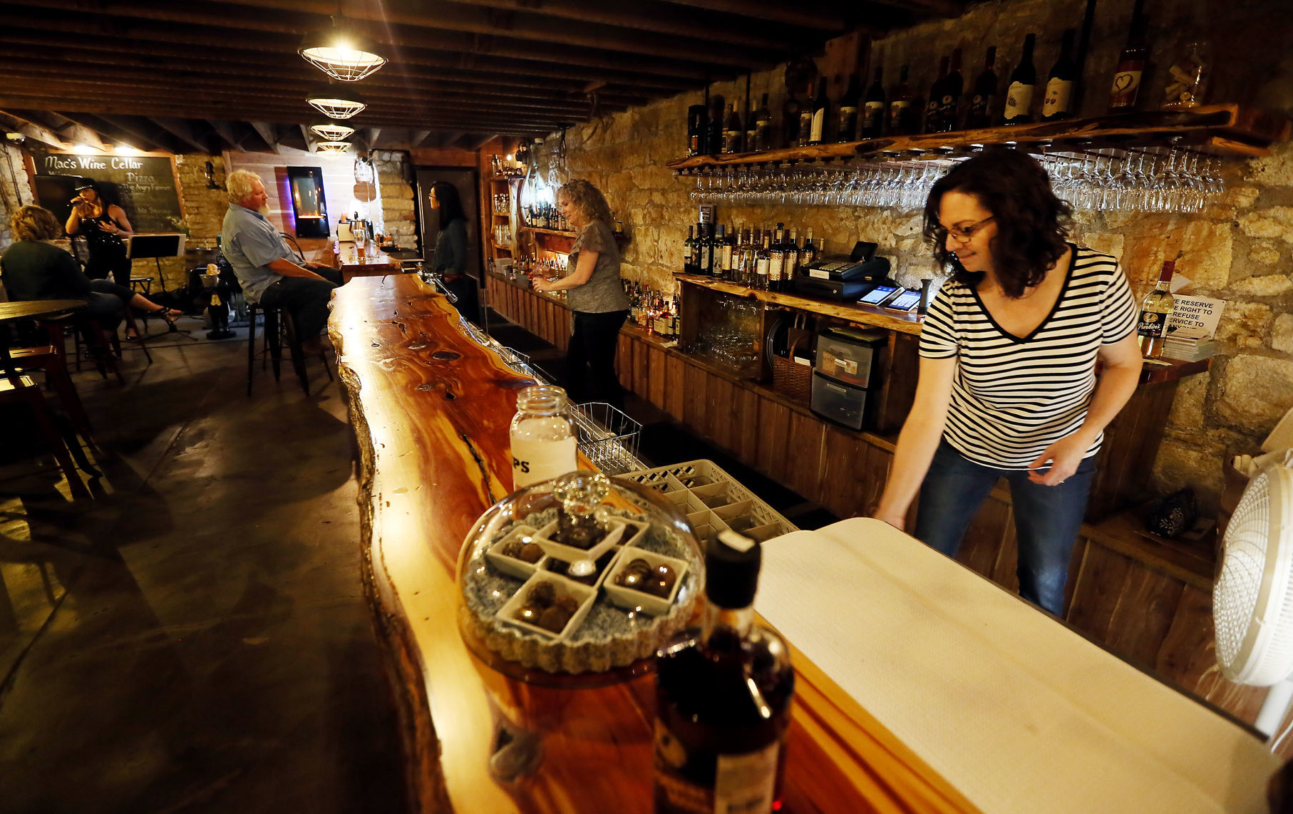 061919-Macs-Wine-Cellar-001